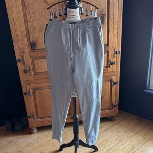 Aeropostale Men's Light Gray Joggers